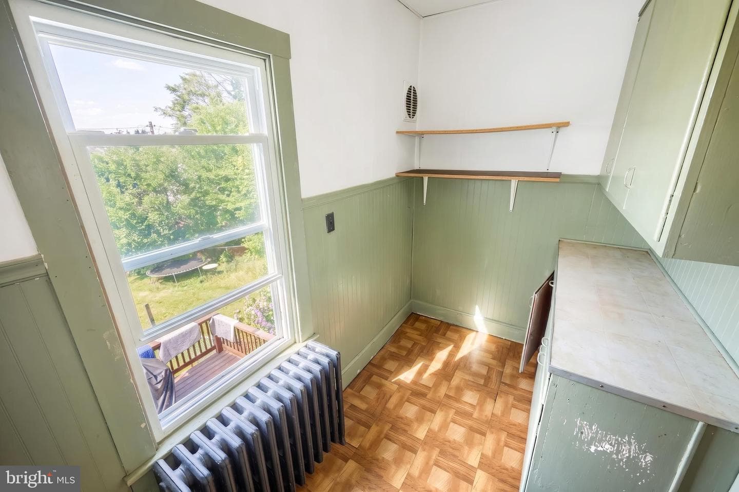 509 W Broadway photo 18