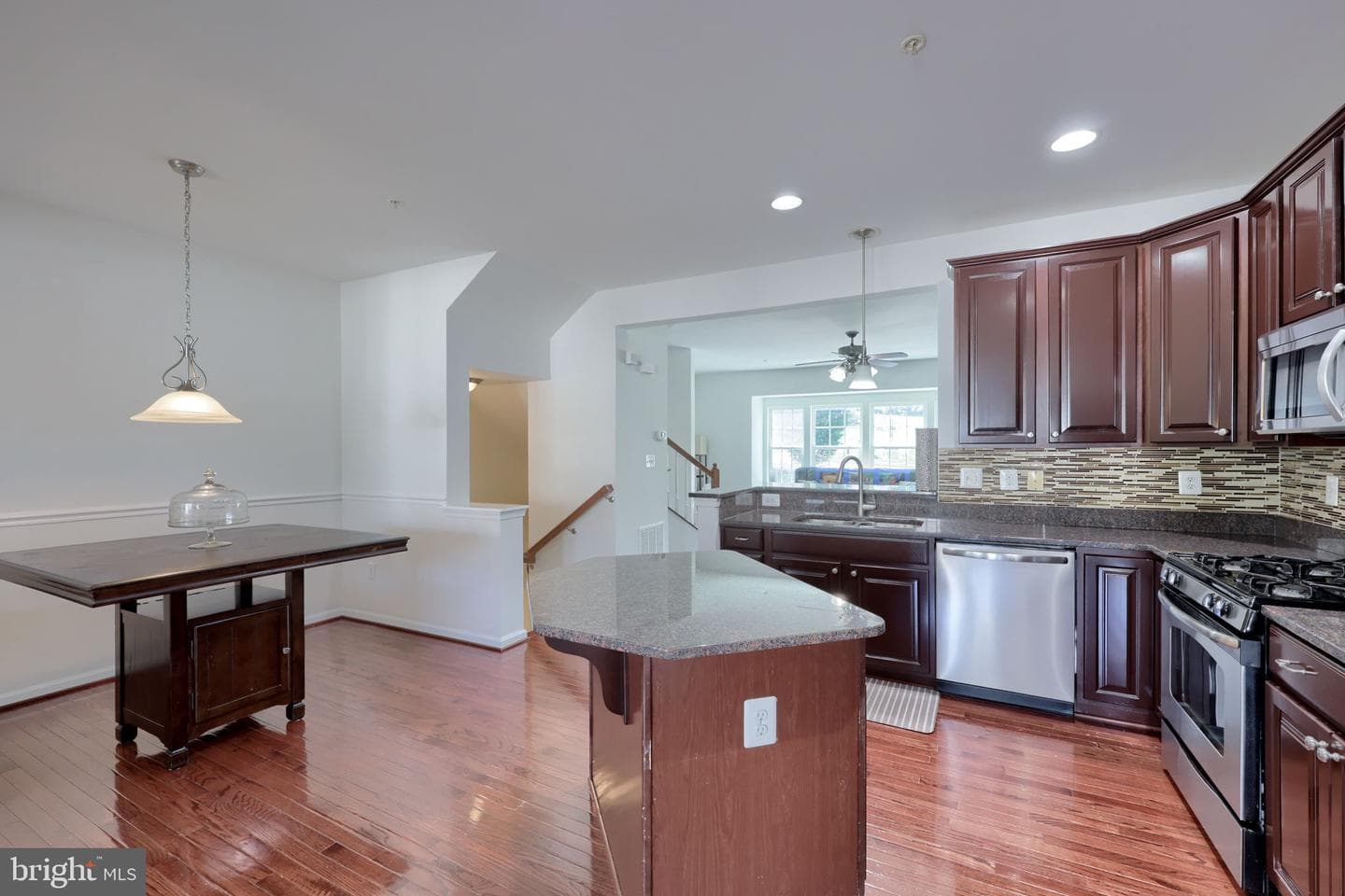 1277 Stonehaven Way photo 11