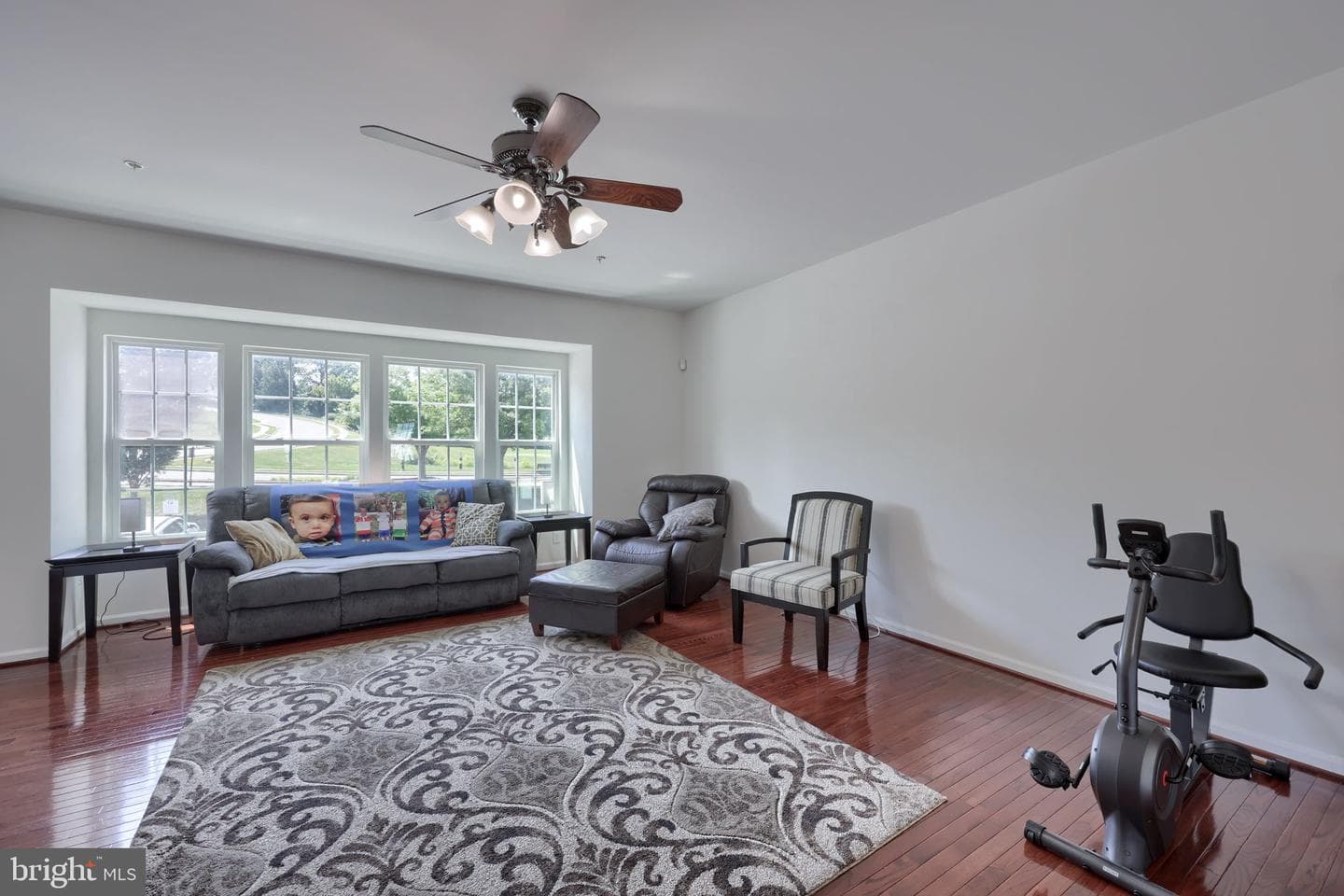 1277 Stonehaven Way photo 14