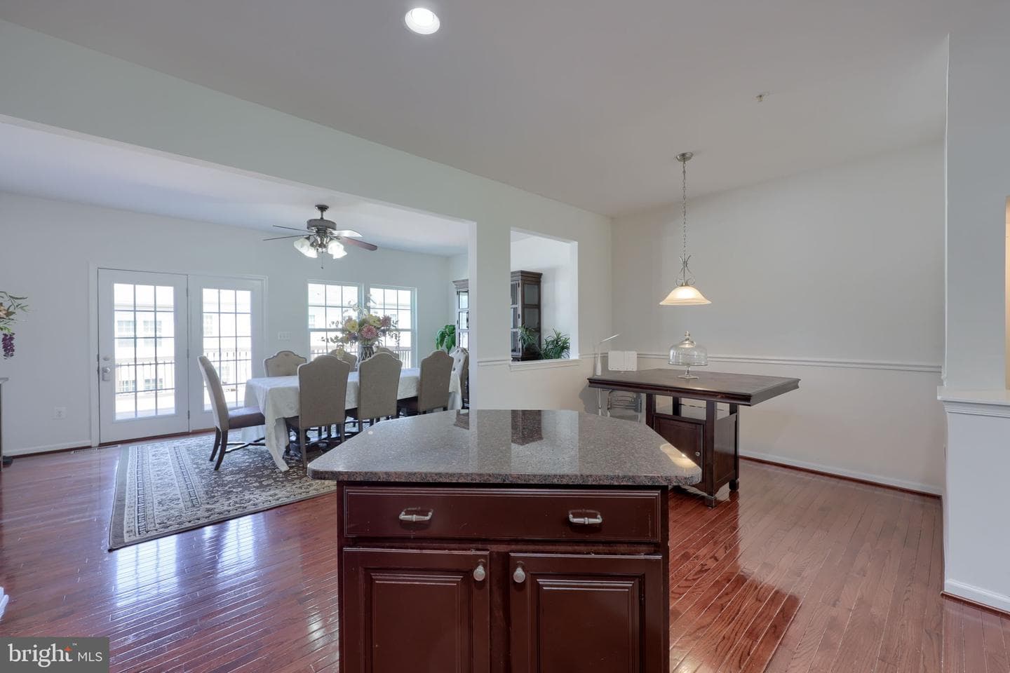 1277 Stonehaven Way photo 9