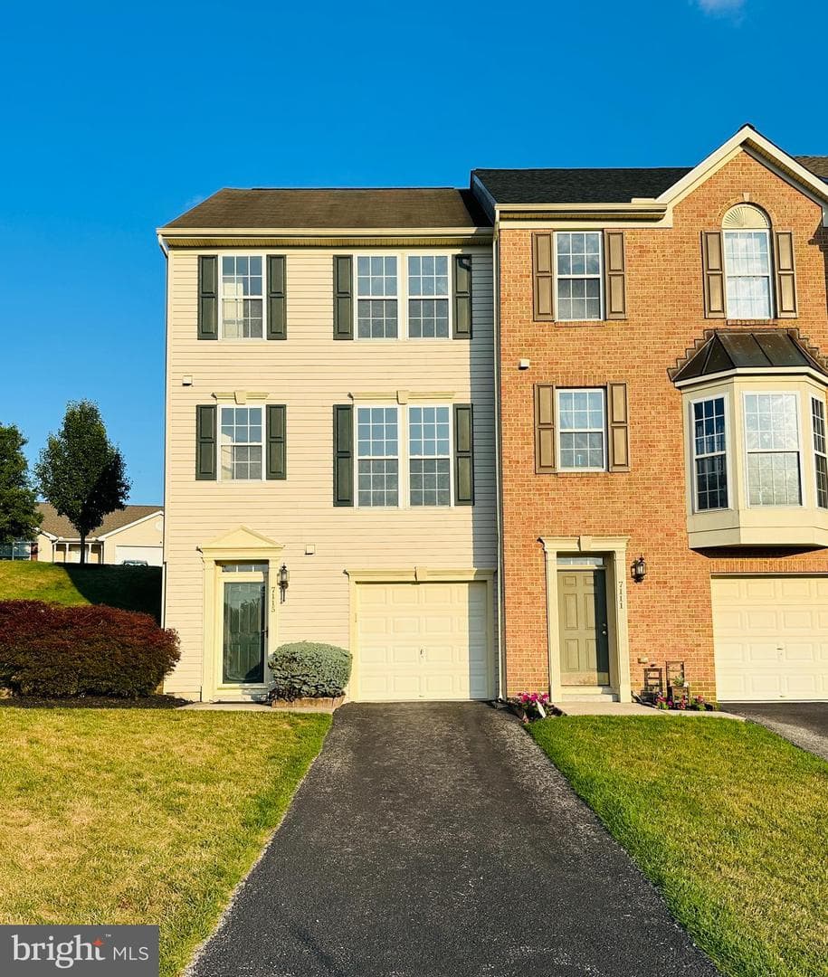 7115 S Sentinel Lane, York