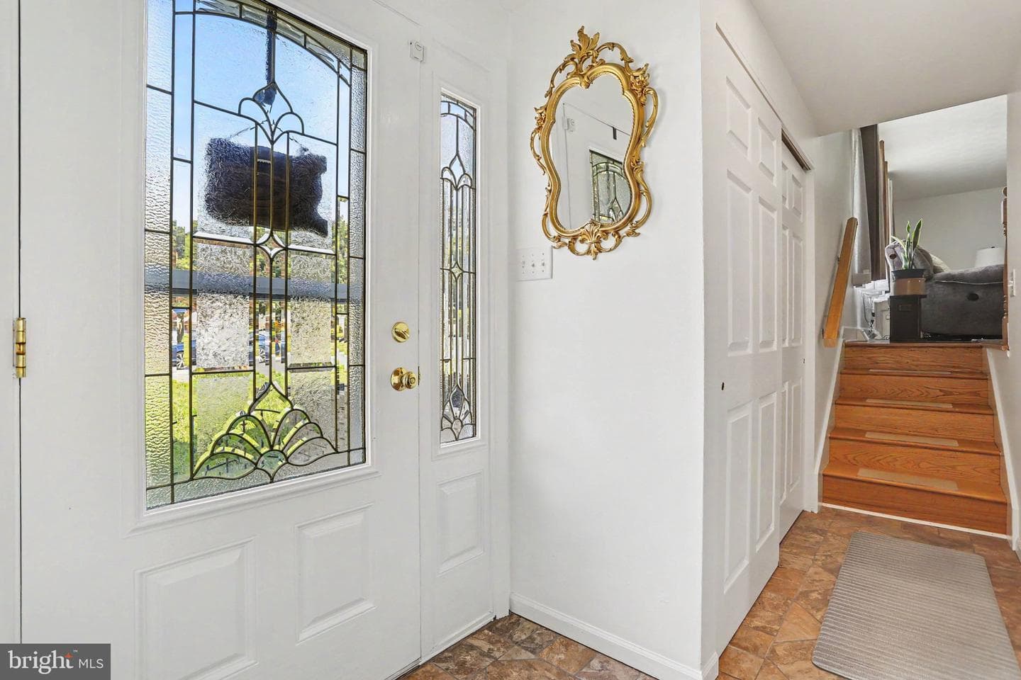 398 Folkstone Way photo 5