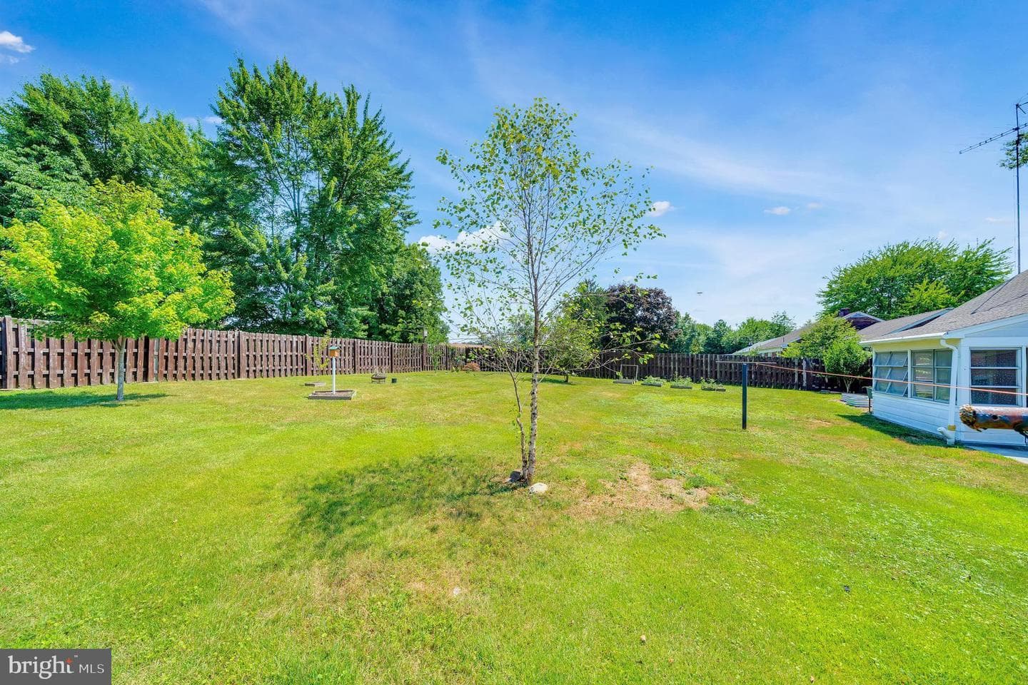 1150 Westminster Avenue photo 30