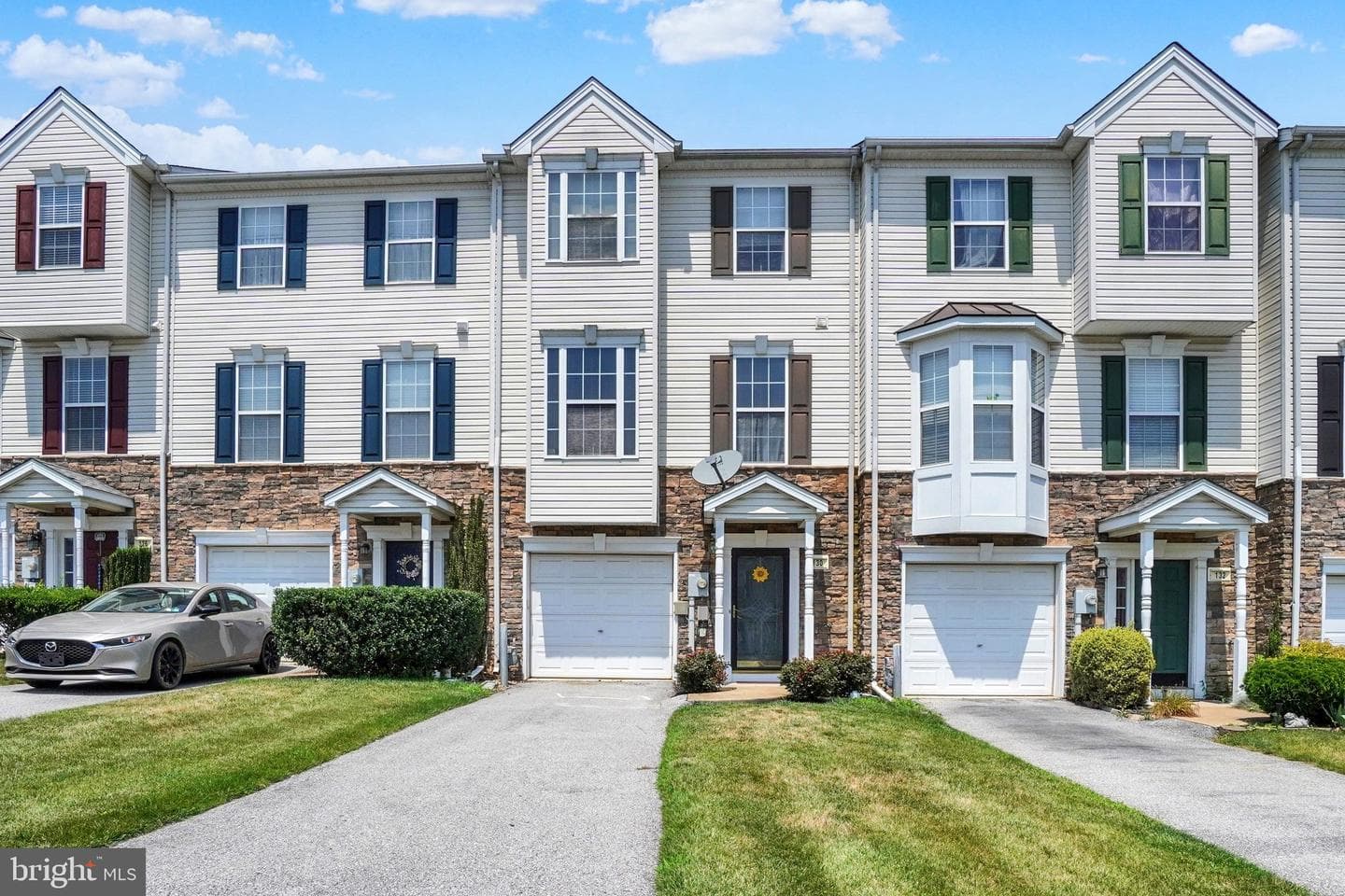 130 Bruaw Drive, York