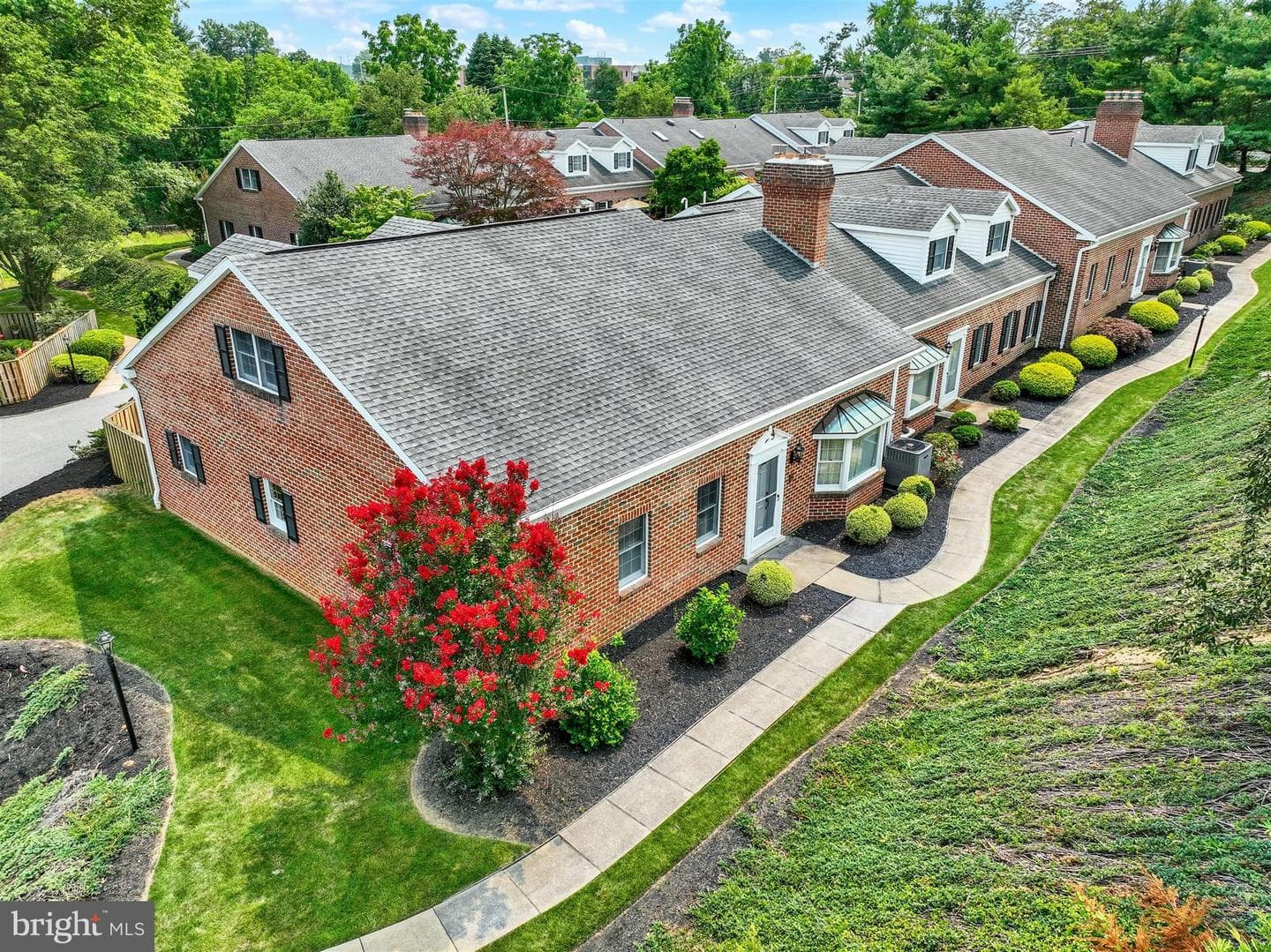 2032 Wyntre Brooke Drive photo 5