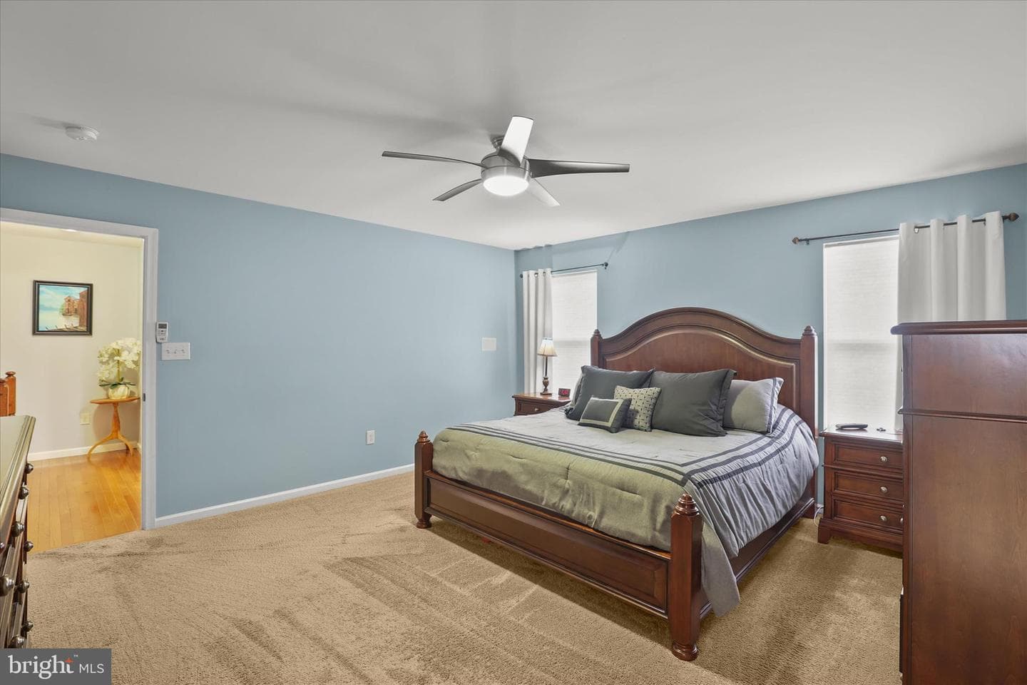 135 Surrey Lane photo 26