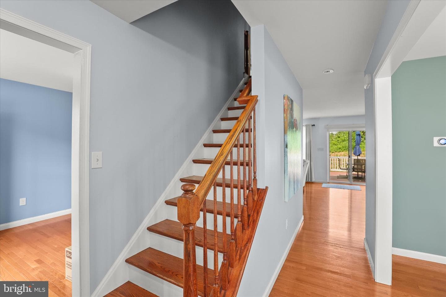 135 Surrey Lane photo 7