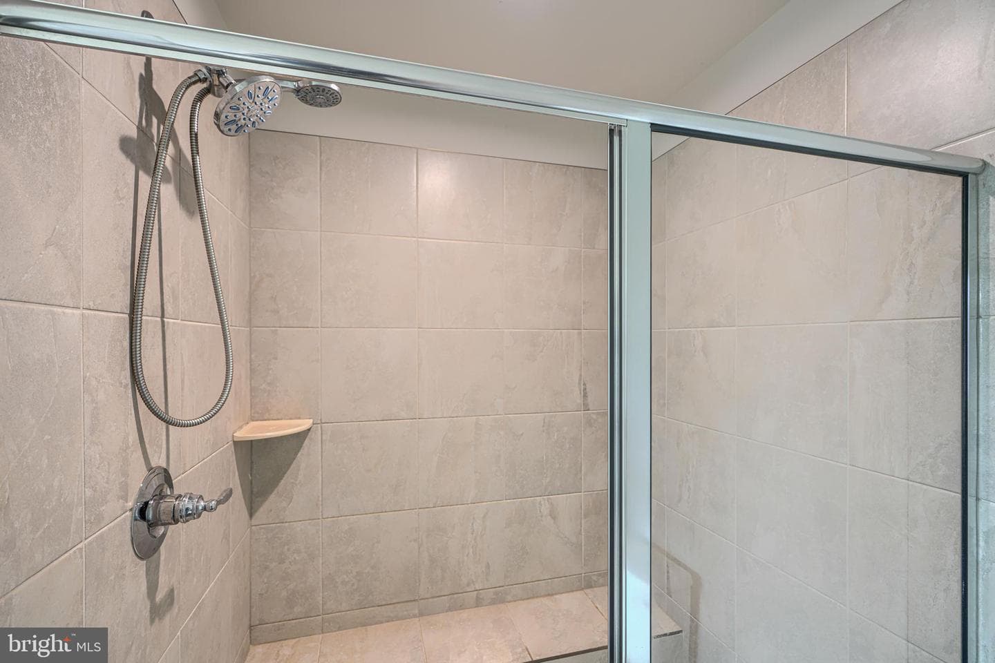 219 Chadsworth Way photo 39