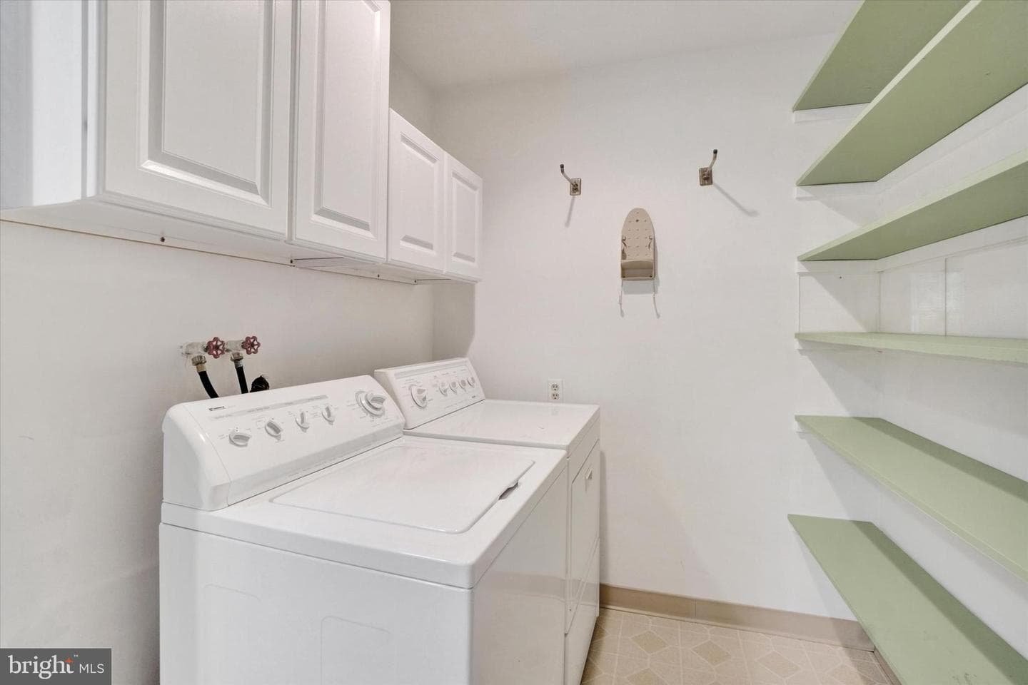 100 Shelbourne Drive photo 16