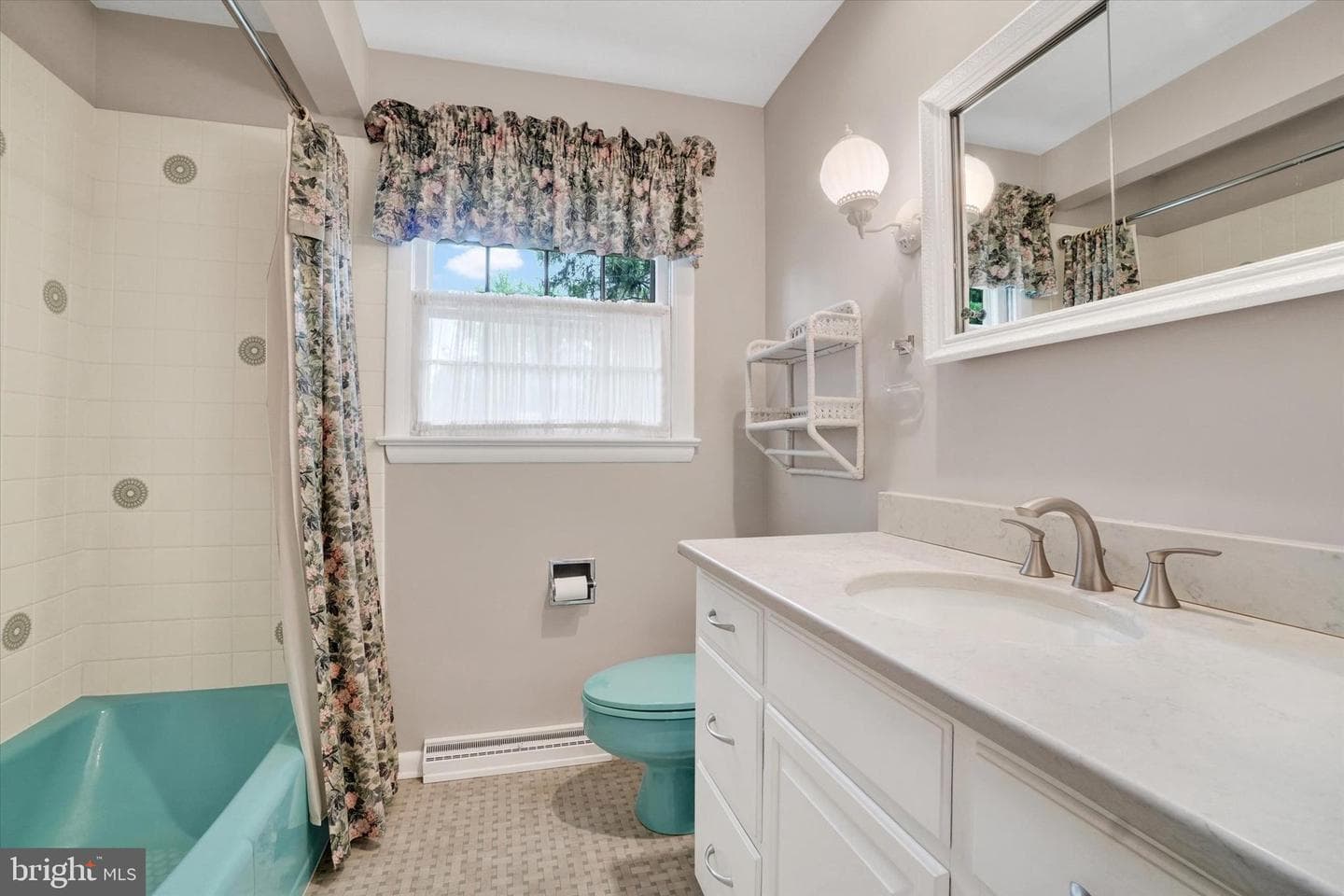 100 Shelbourne Drive photo 29