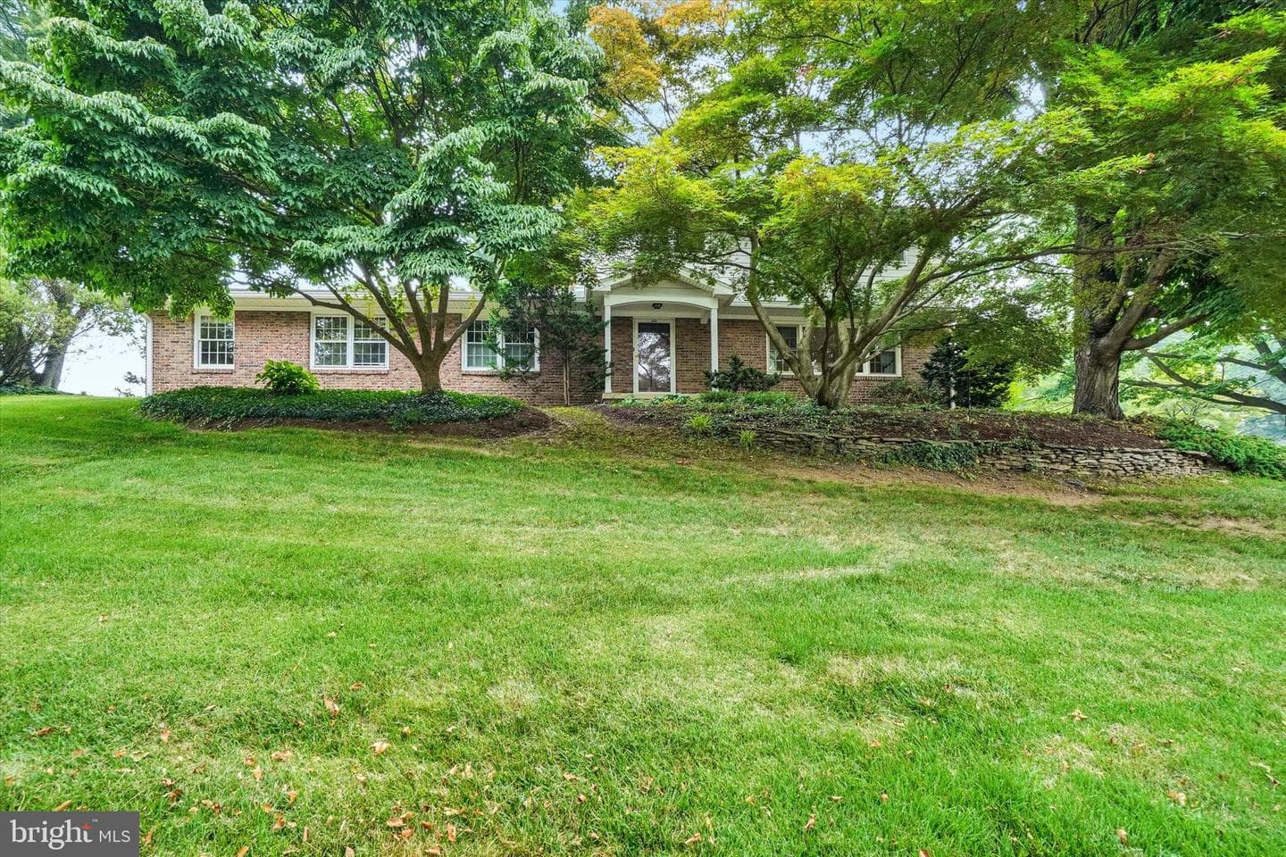 100 Shelbourne Drive photo 34