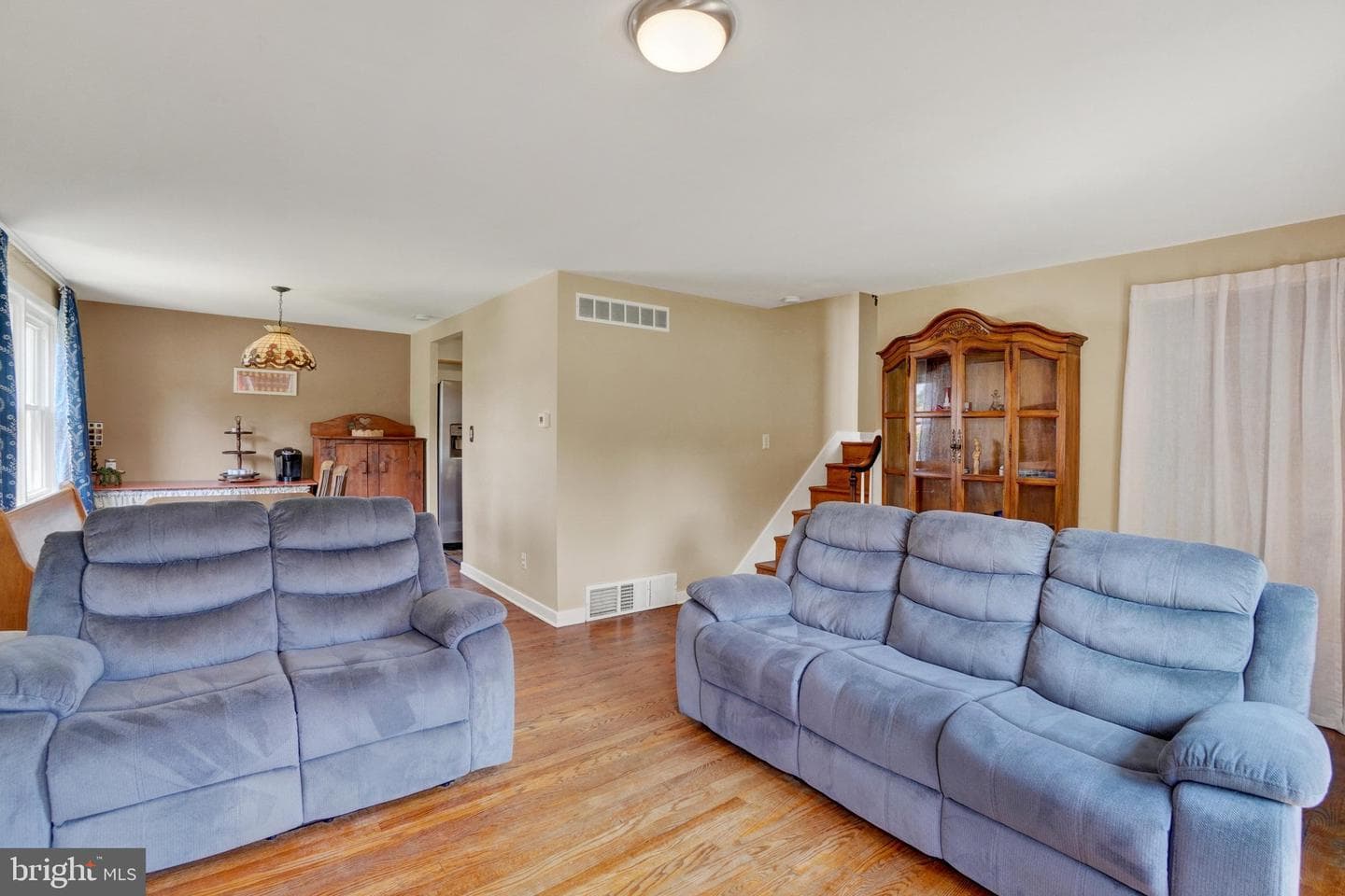 970 Sundale Drive photo 8