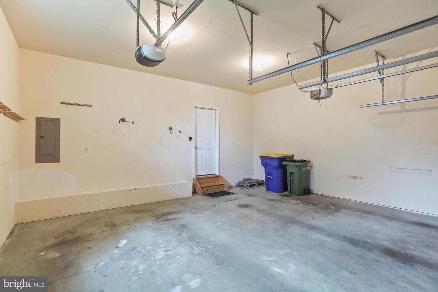 1443 Turnberry Court photo 13