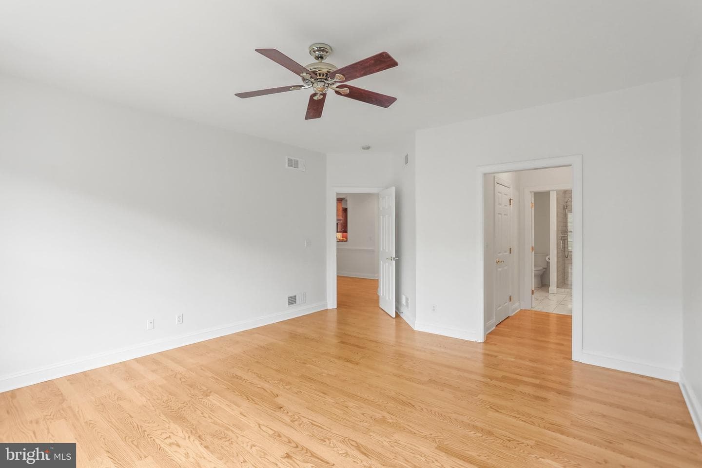 1443 Turnberry Court photo 21