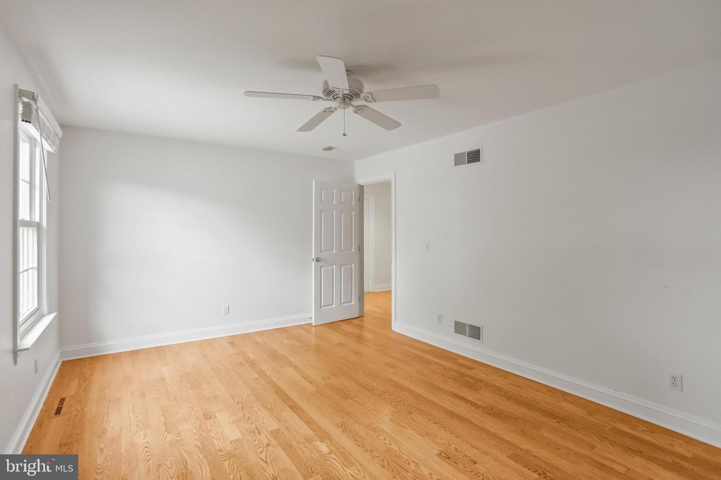1443 Turnberry Court photo 30
