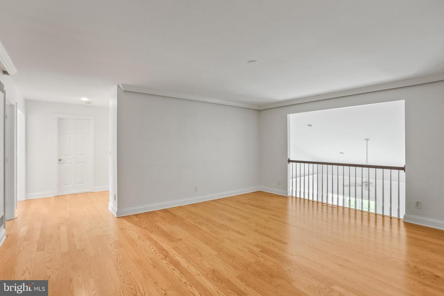 1443 Turnberry Court photo 32