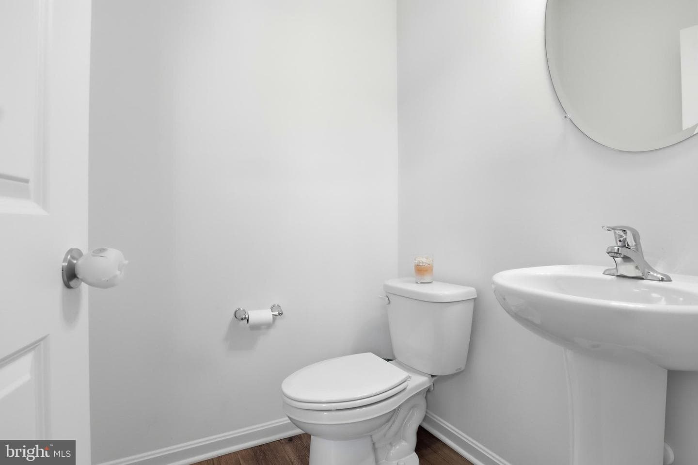 141 Sussex Place photo 16