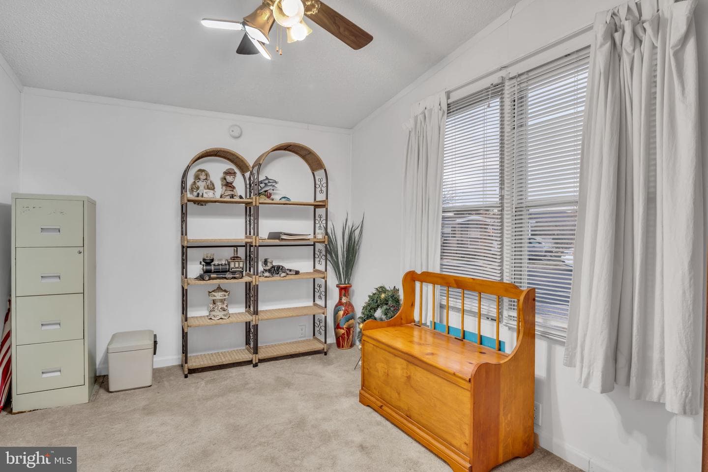 84 Buttonwood Drive photo 4