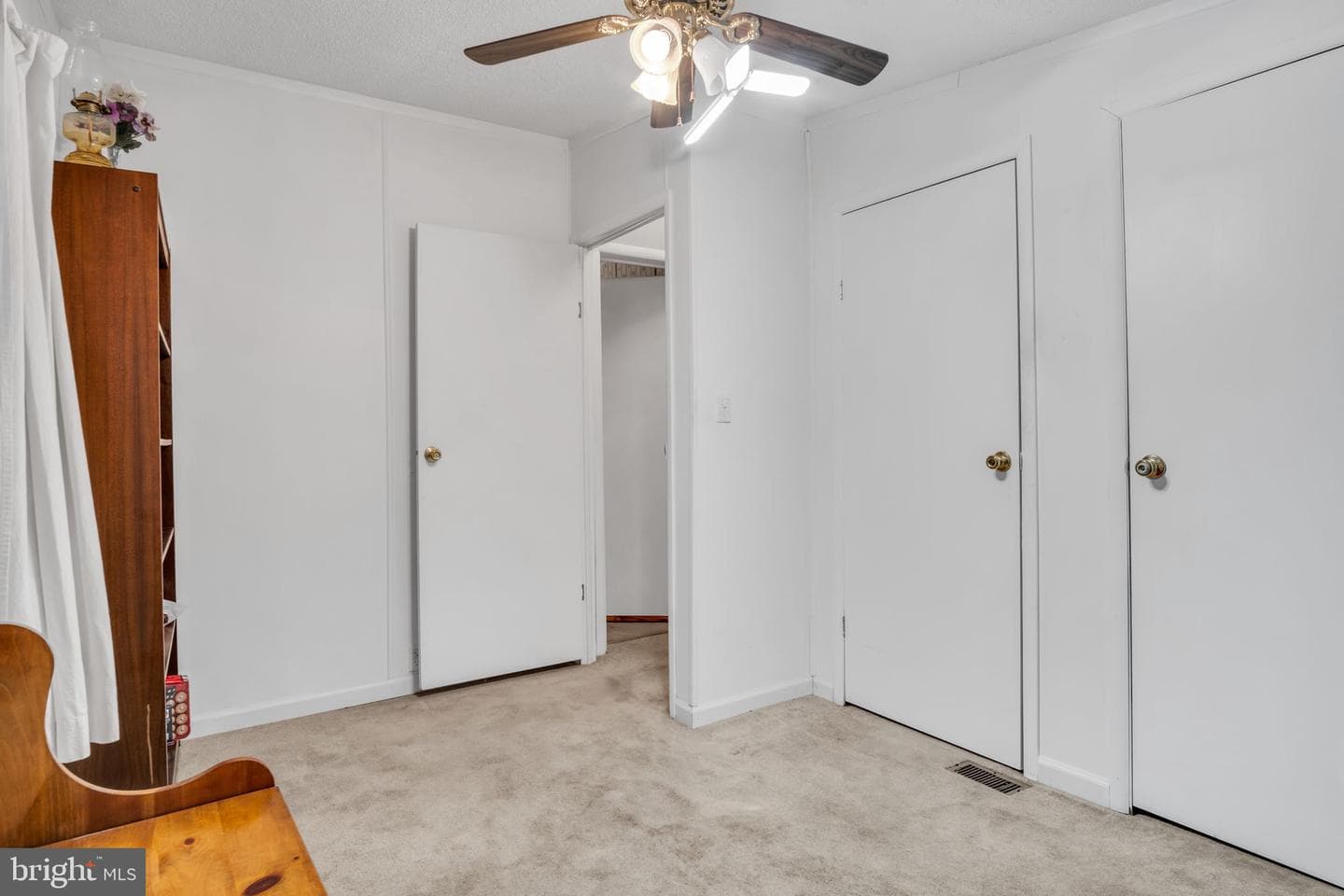 84 Buttonwood Drive photo 5