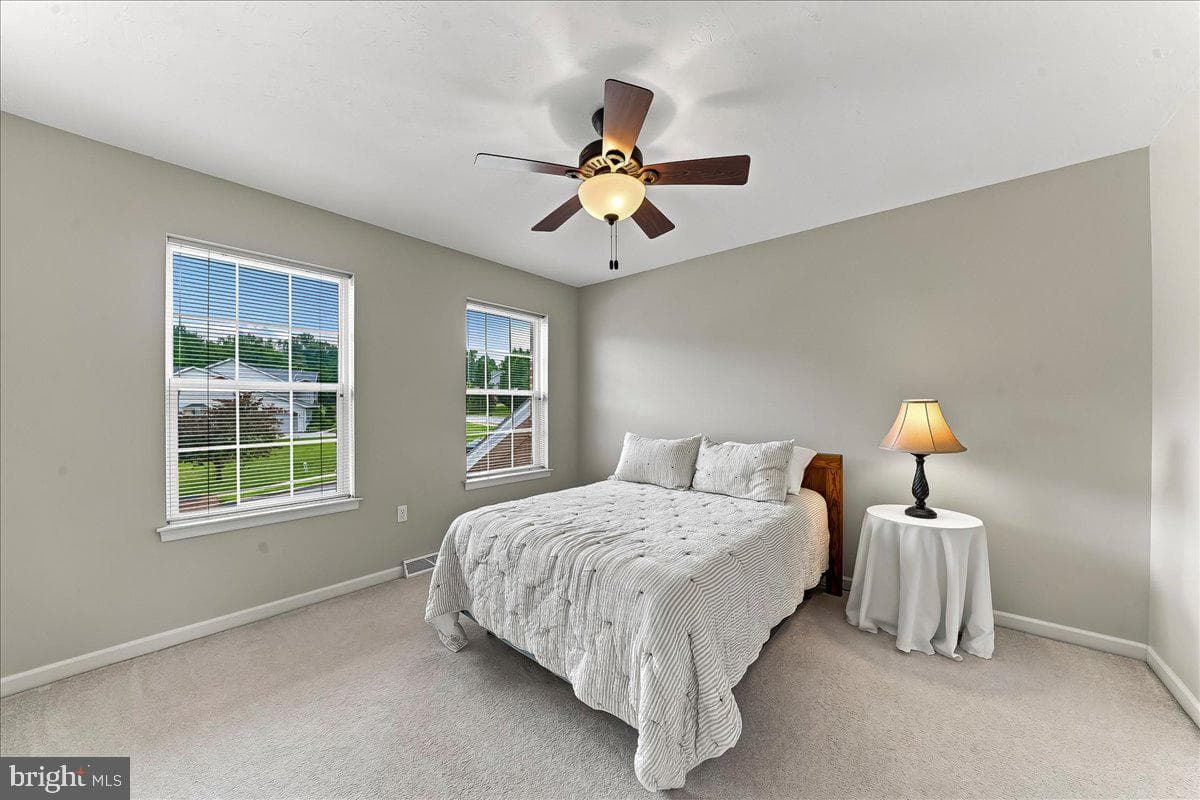 125 Fieldstone Court photo 26
