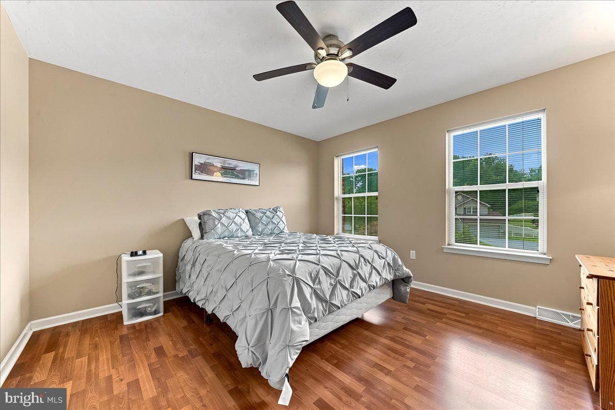 125 Fieldstone Court photo 28