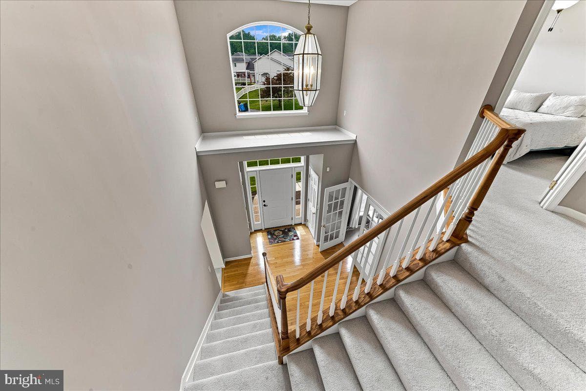 125 Fieldstone Court photo 4