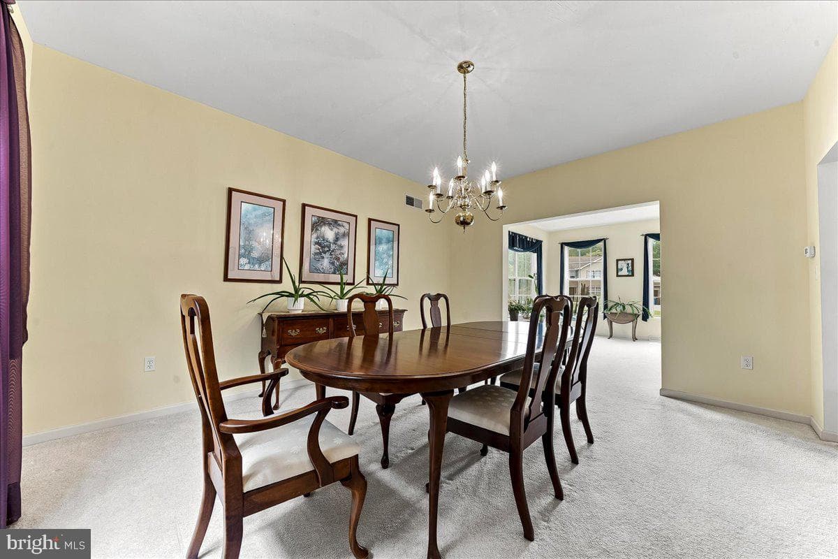 125 Fieldstone Court photo 9