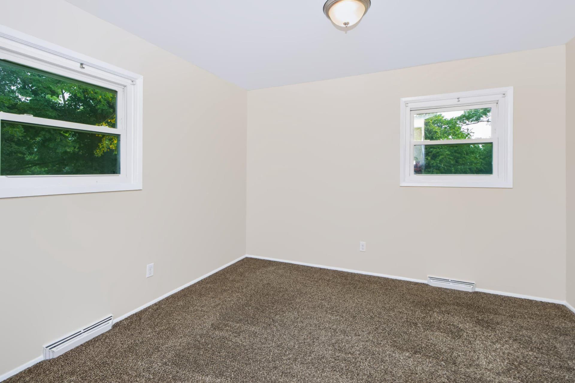 490 Pine Ridge Circle photo 18
