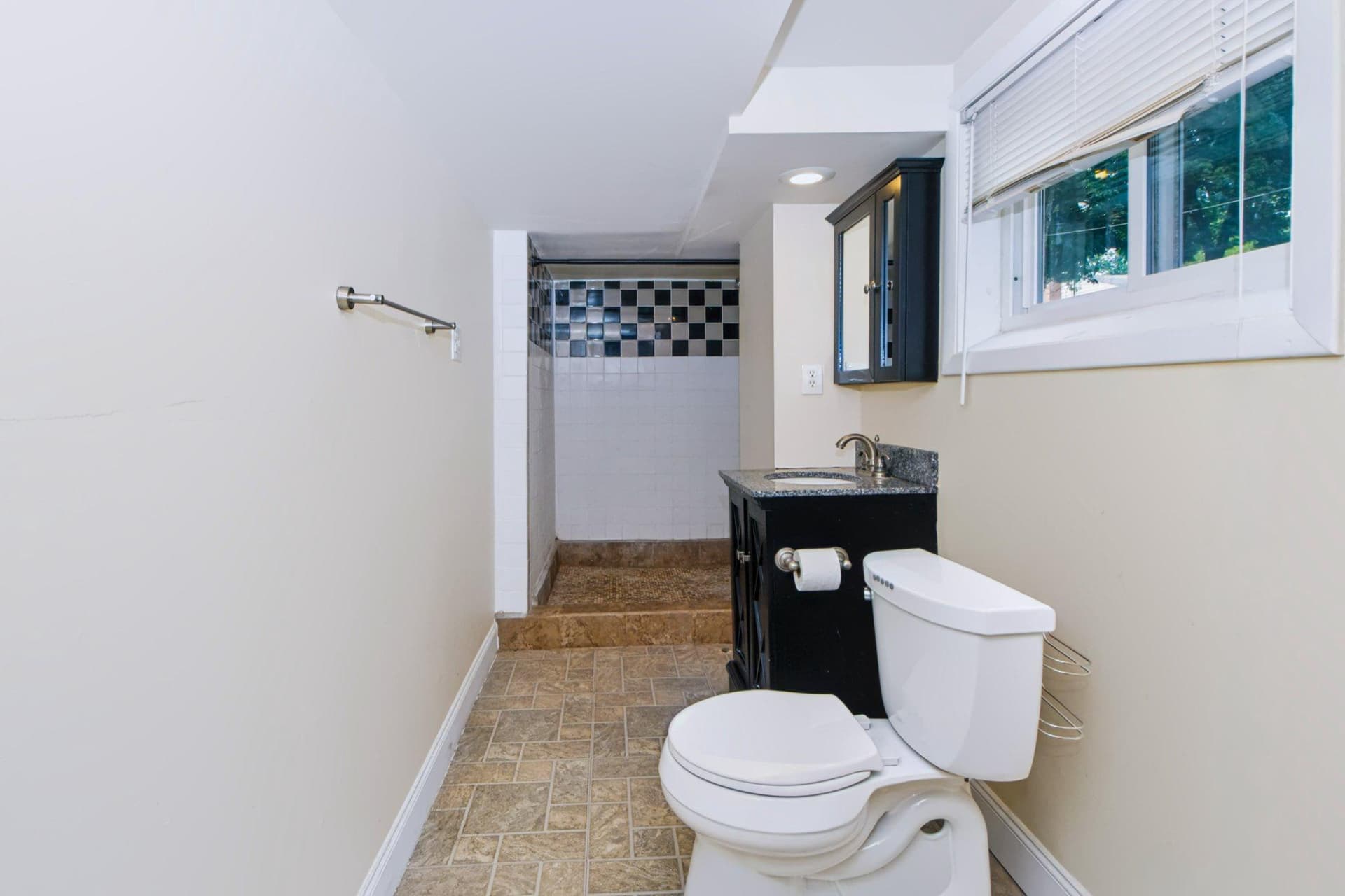 490 Pine Ridge Circle photo 24