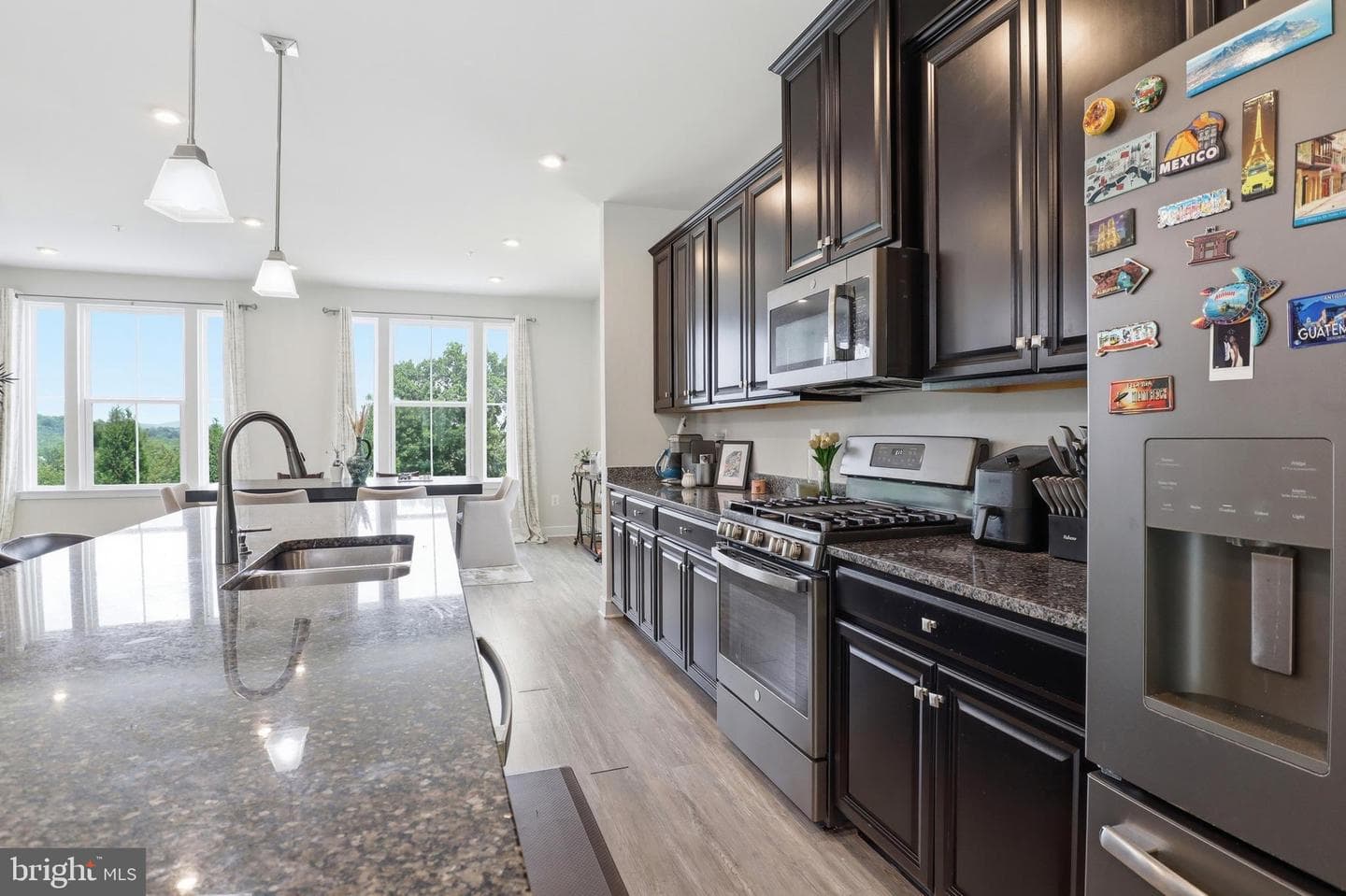 1054 Rosecroft Lane #24 photo 13