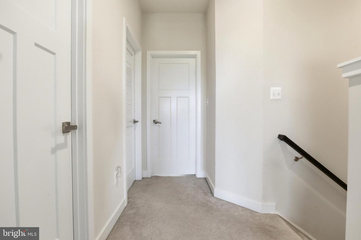 1054 Rosecroft Lane #24 photo 16