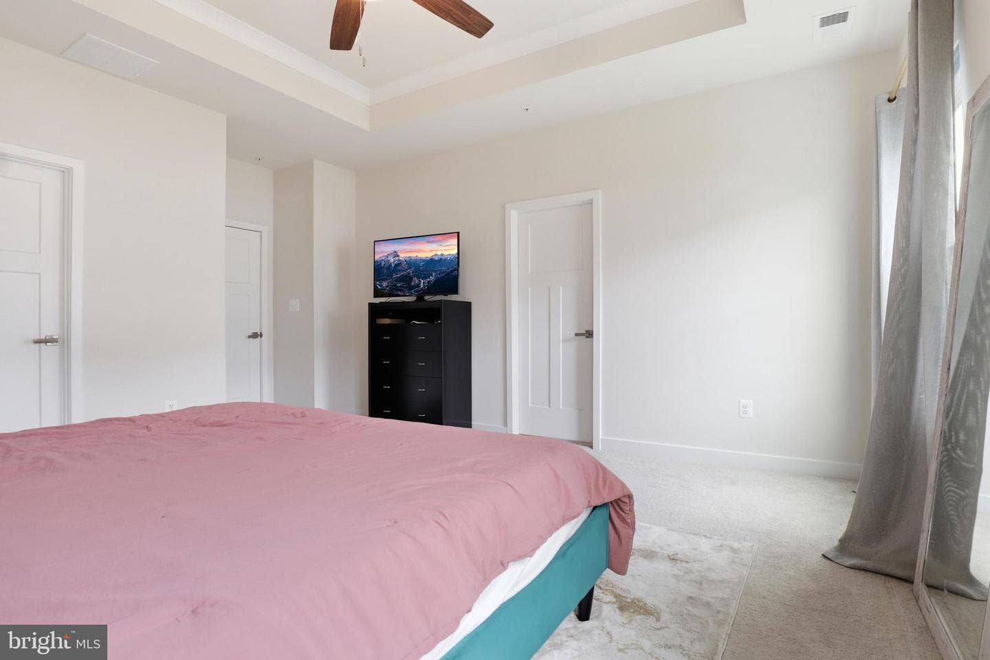 1054 Rosecroft Lane #24 photo 24