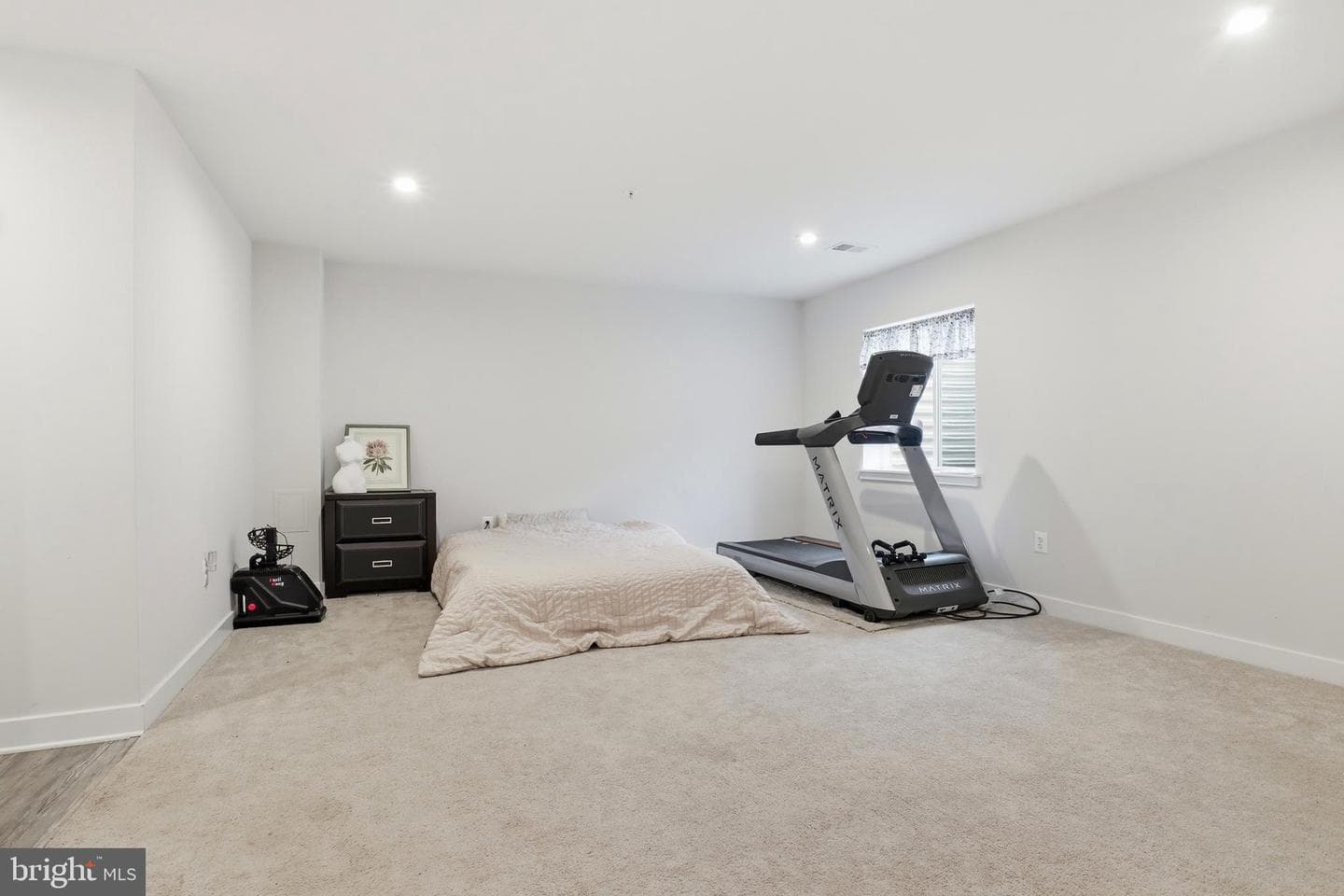 1054 Rosecroft Lane #24 photo 28