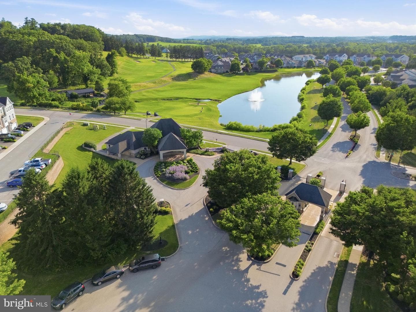 1054 Rosecroft Lane #24 photo 42