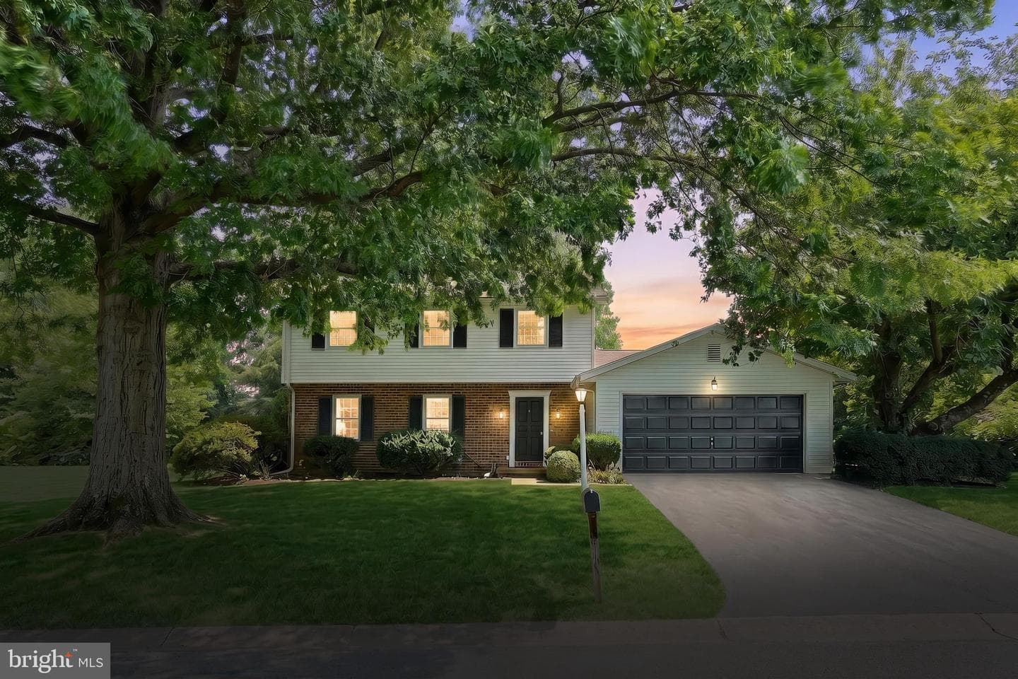 2156 Southbrook Drive, York