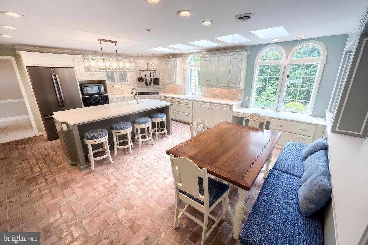701 Hoffman Road photo 14