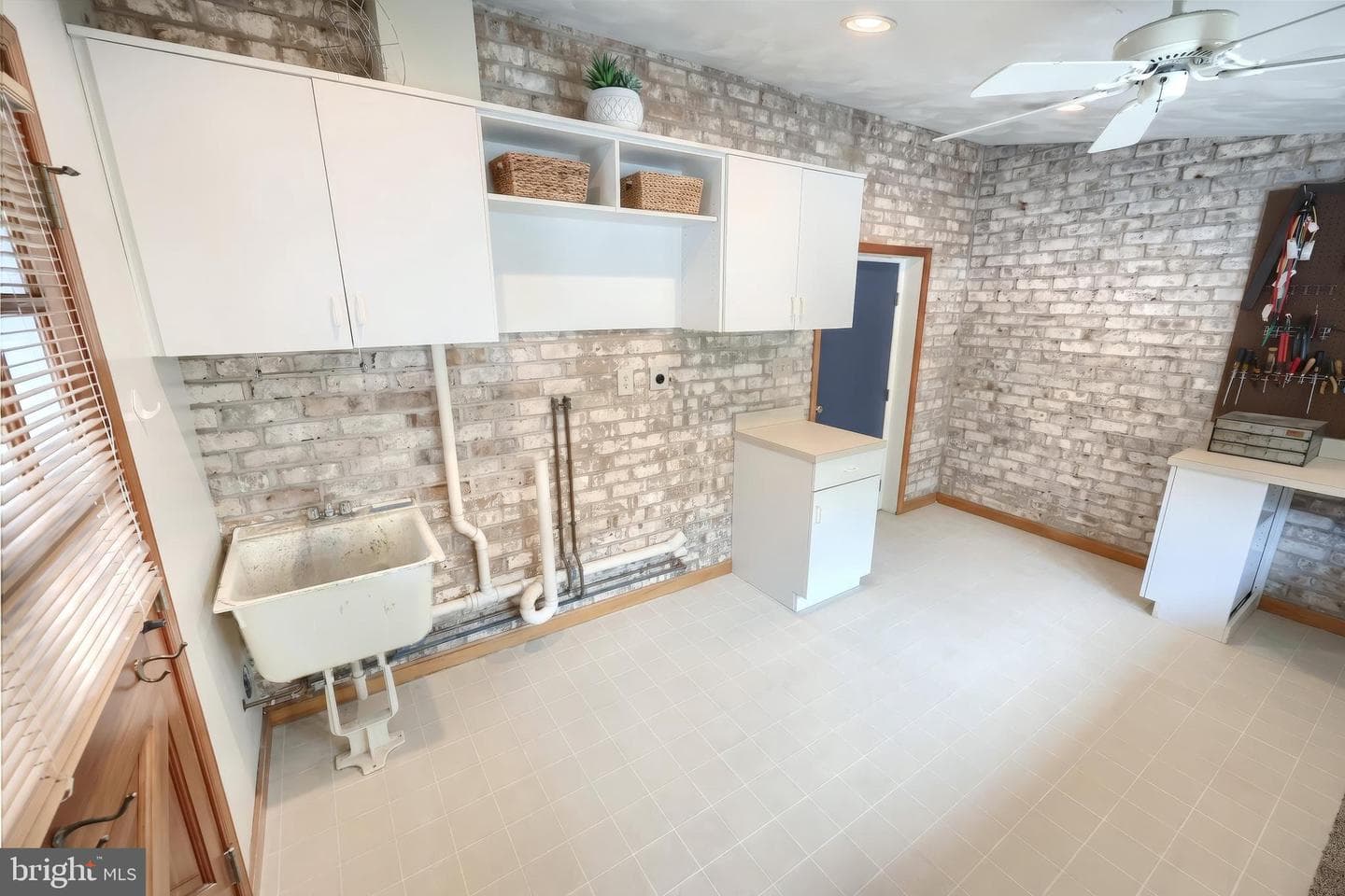 701 Hoffman Road photo 53