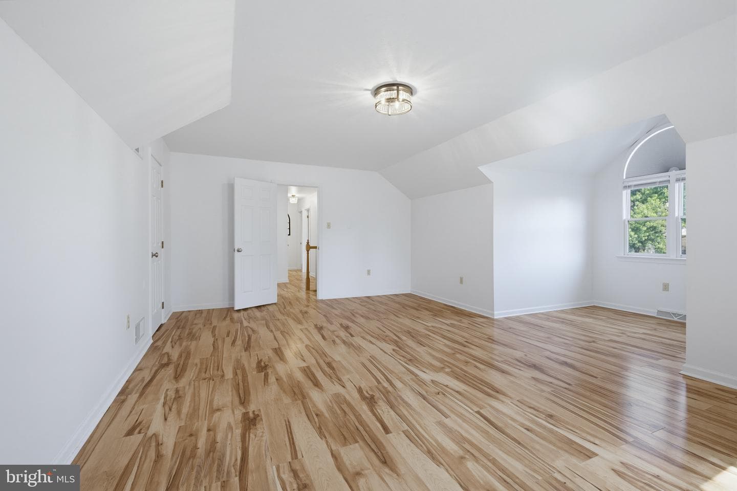 2822 Ridings Way photo 19