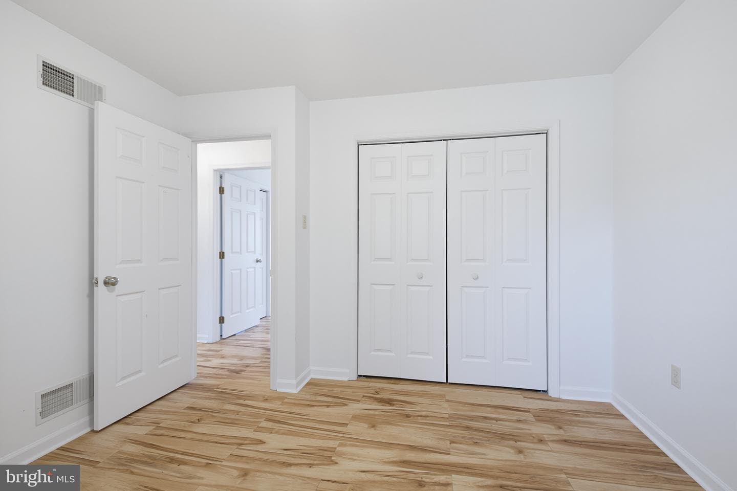 2822 Ridings Way photo 25
