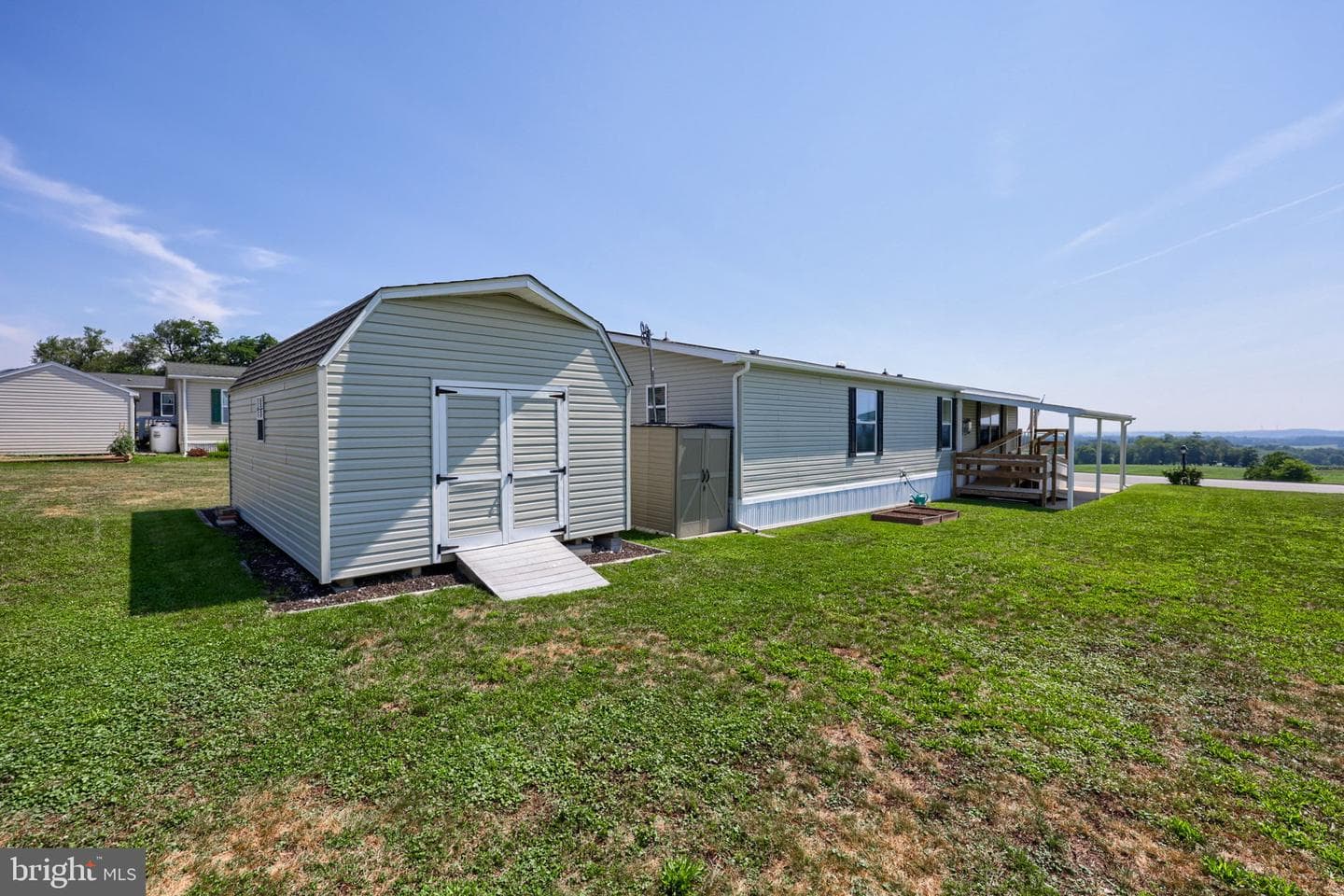 254 James Way photo 32
