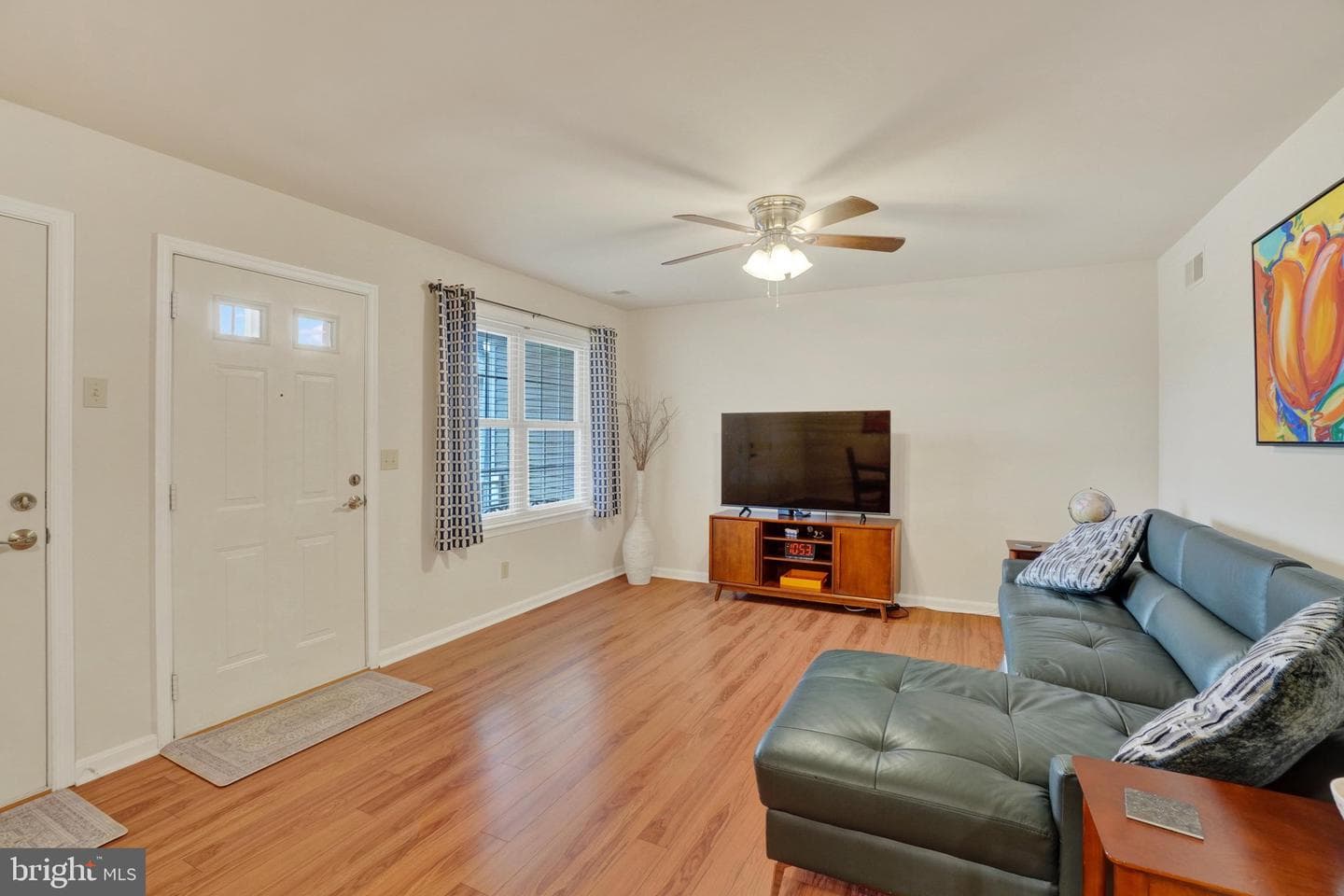 2053 Village Circle E photo 7