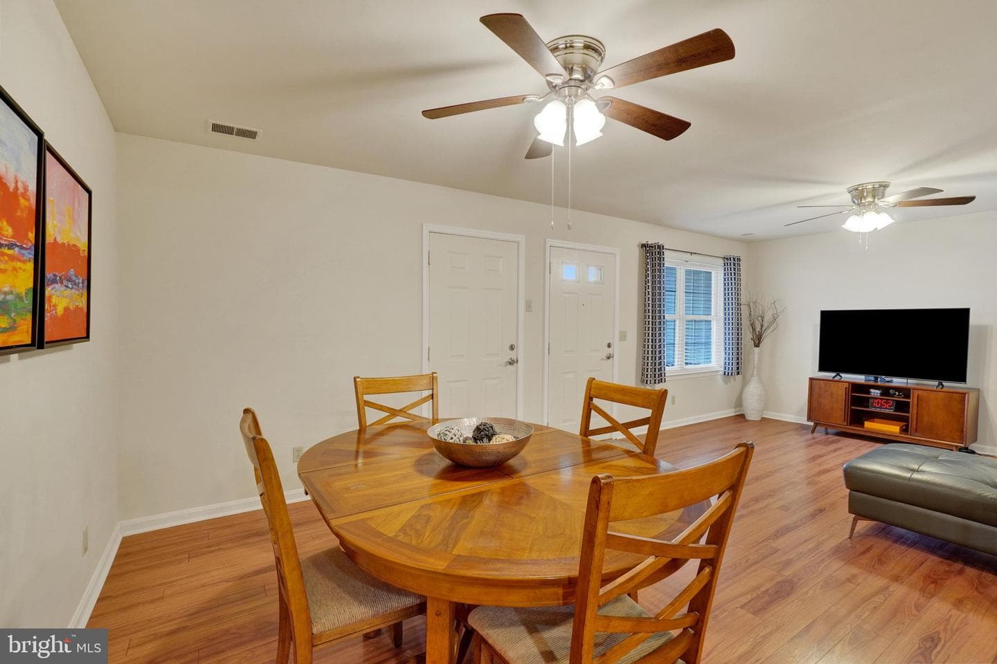 2053 Village Circle E photo 9