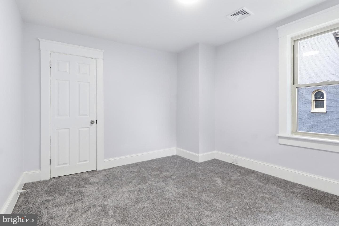 1405 1st Avenue photo 30