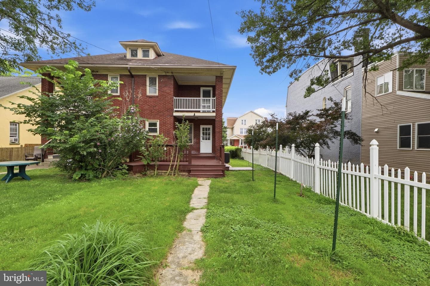 1405 1st Avenue photo 43