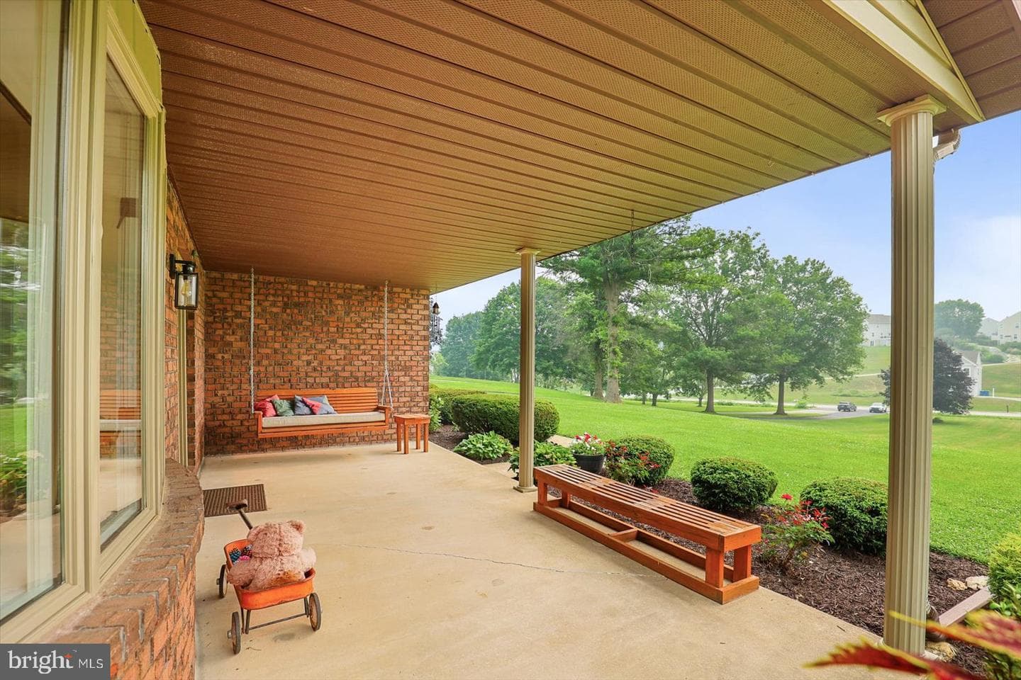530 Dietz Road photo 48