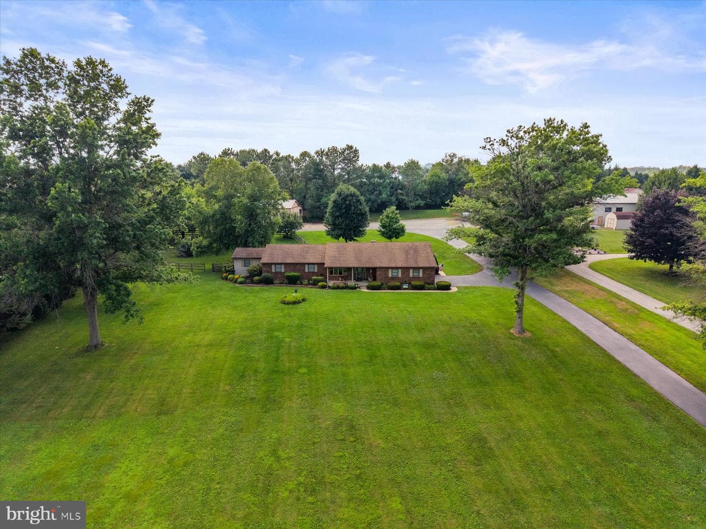 530 Dietz Road photo 50
