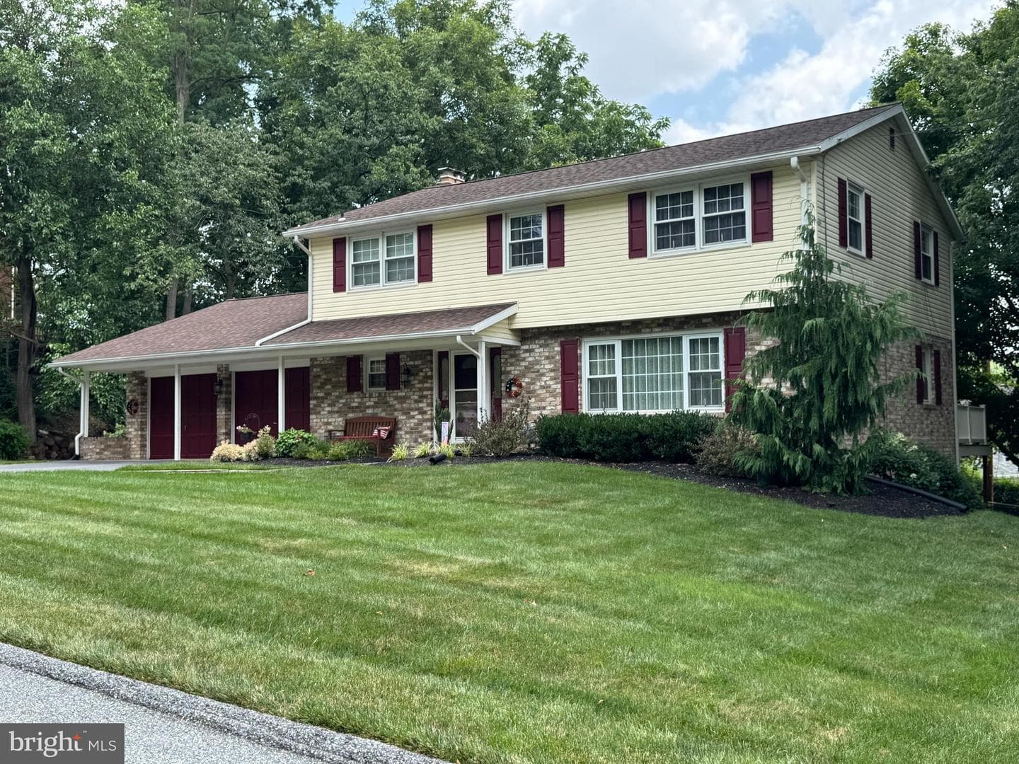 1941 Garnet Road, York