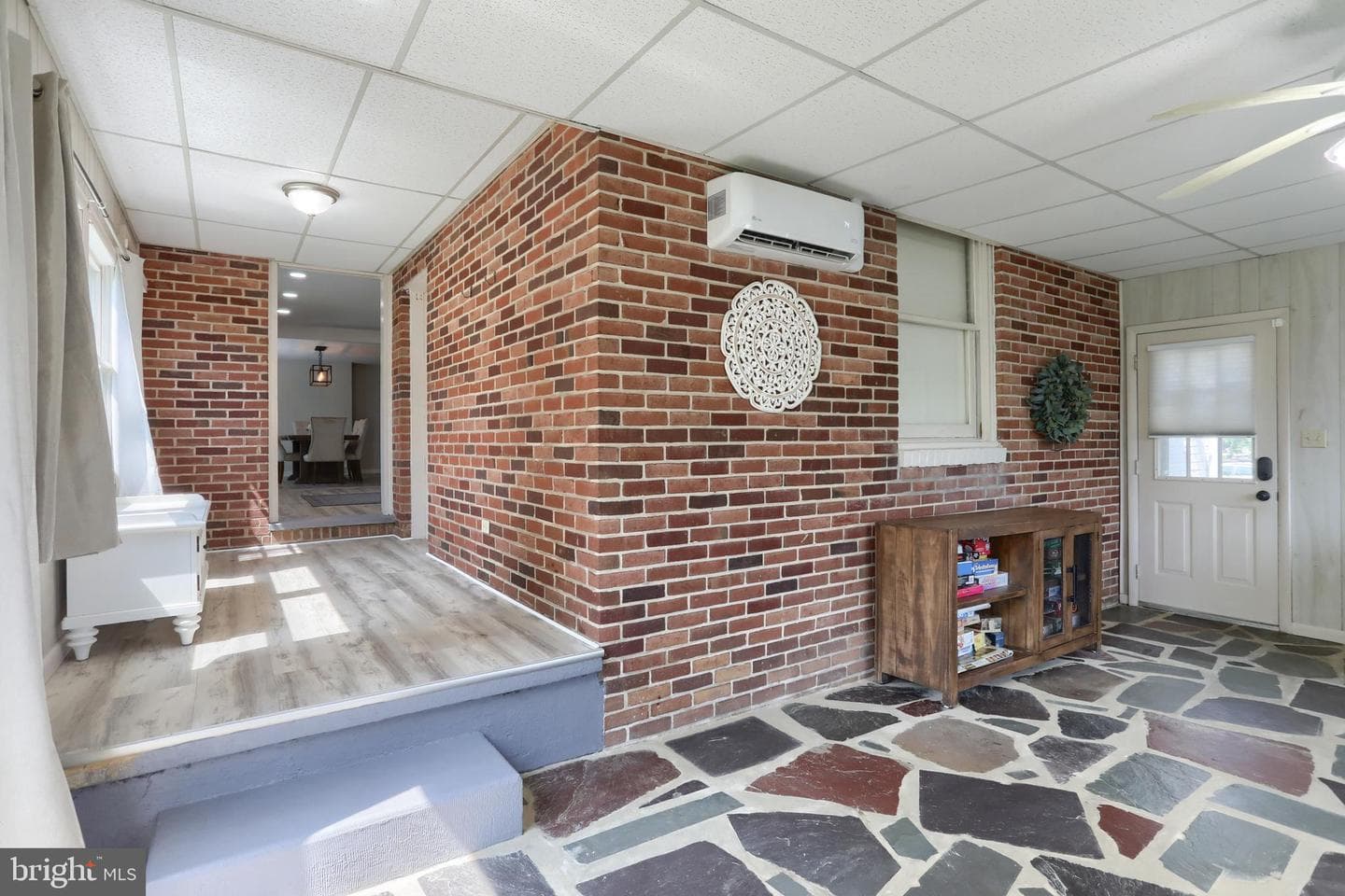 390 Greendale Road photo 18