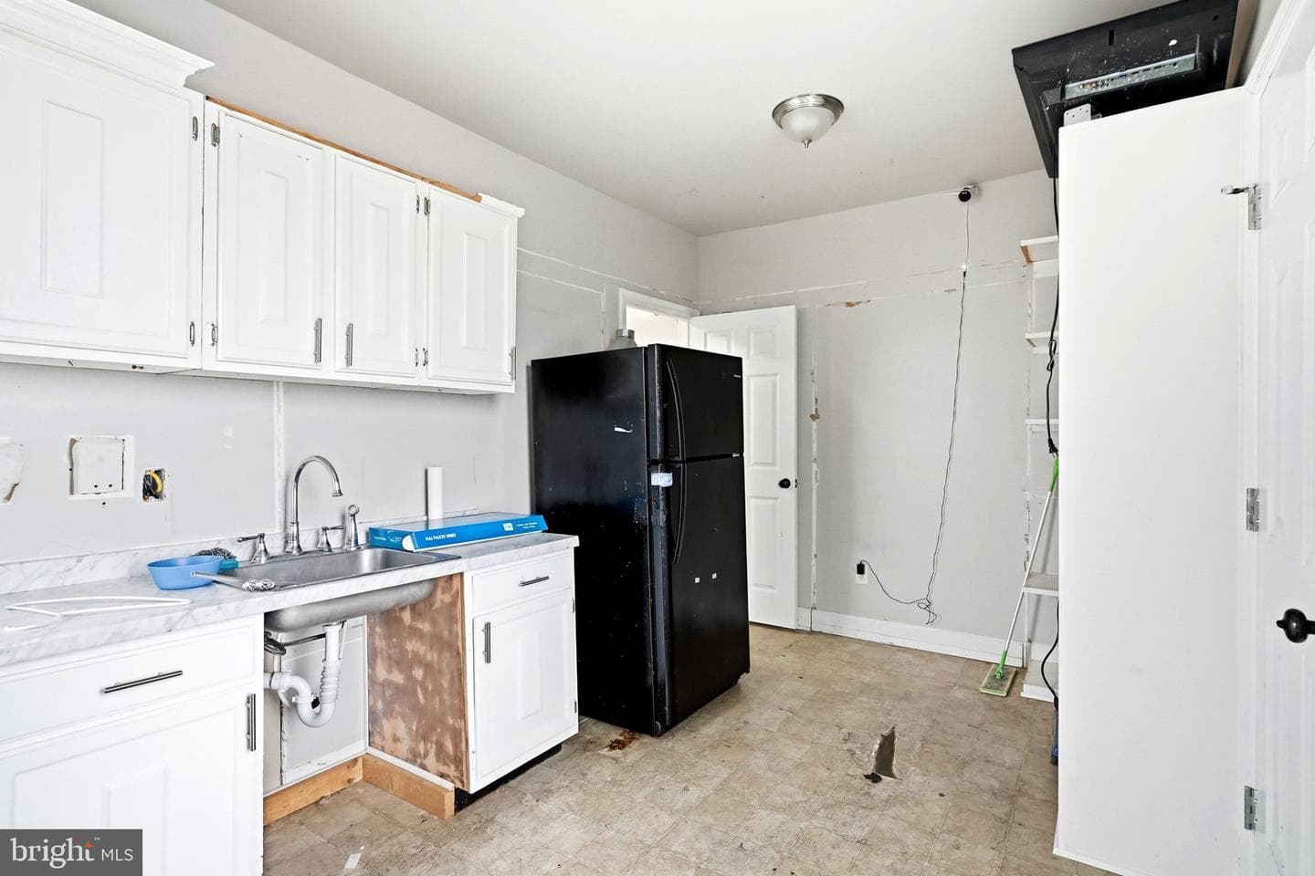 143 S Belvidere Avenue photo 23