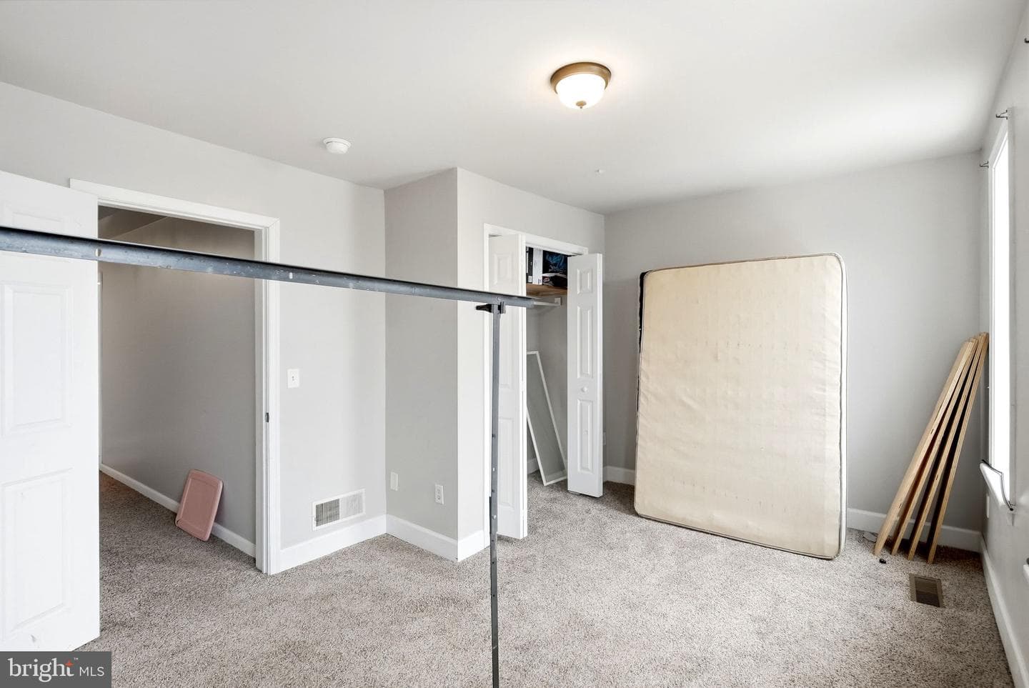 143 S Belvidere Avenue photo 37